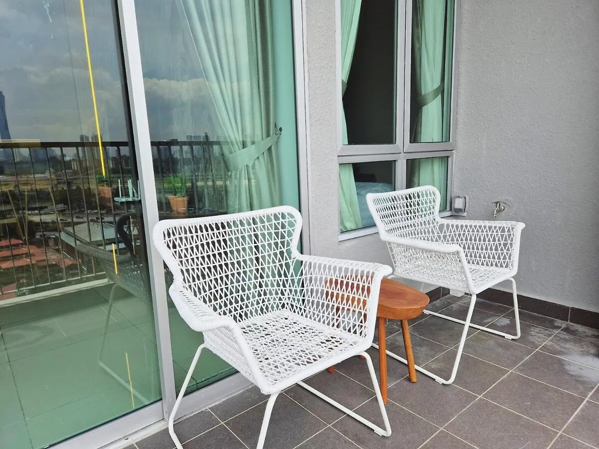 דירות קואלה לומפור D3911 Klcc View Private Roof Terrace L 8Pax 0*,  מלזיה